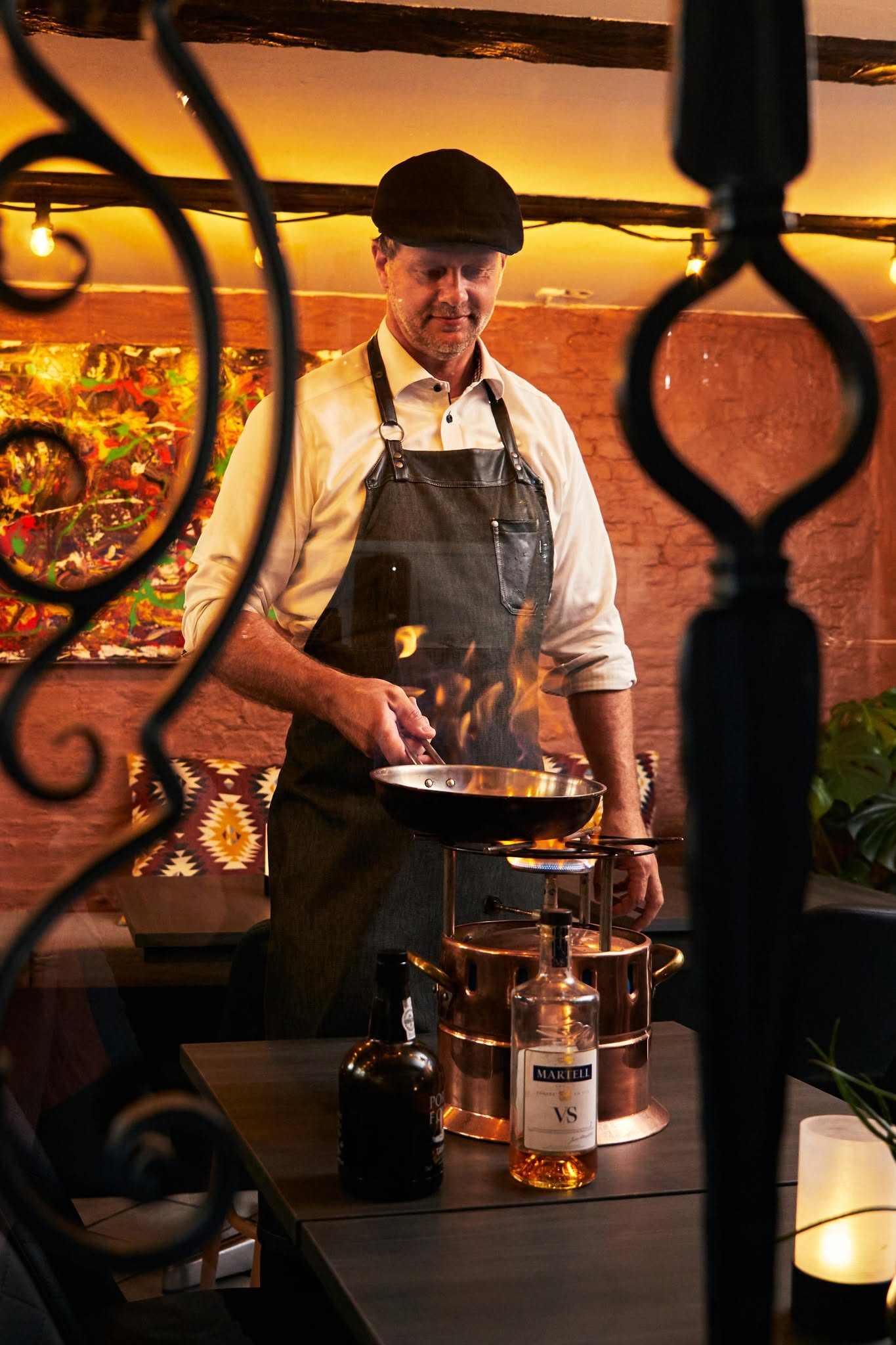 Part-time waiter/waitress for ONE TEN Providence hos Restaurant ONE TEN Providence billede 1